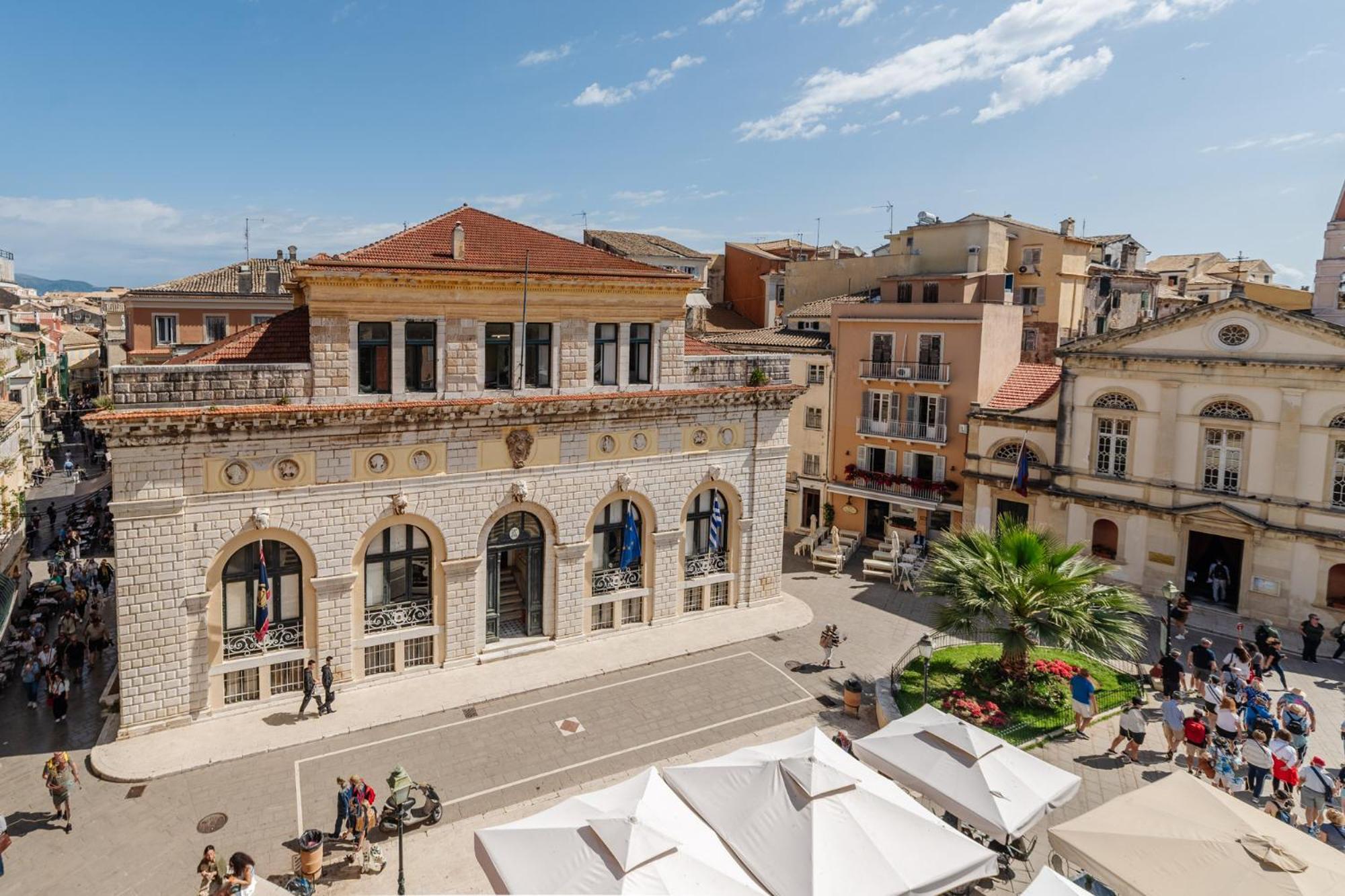 "San Giacomo Square Apt." In The Heart Of Old Town Corfu  Zewnętrze zdjęcie