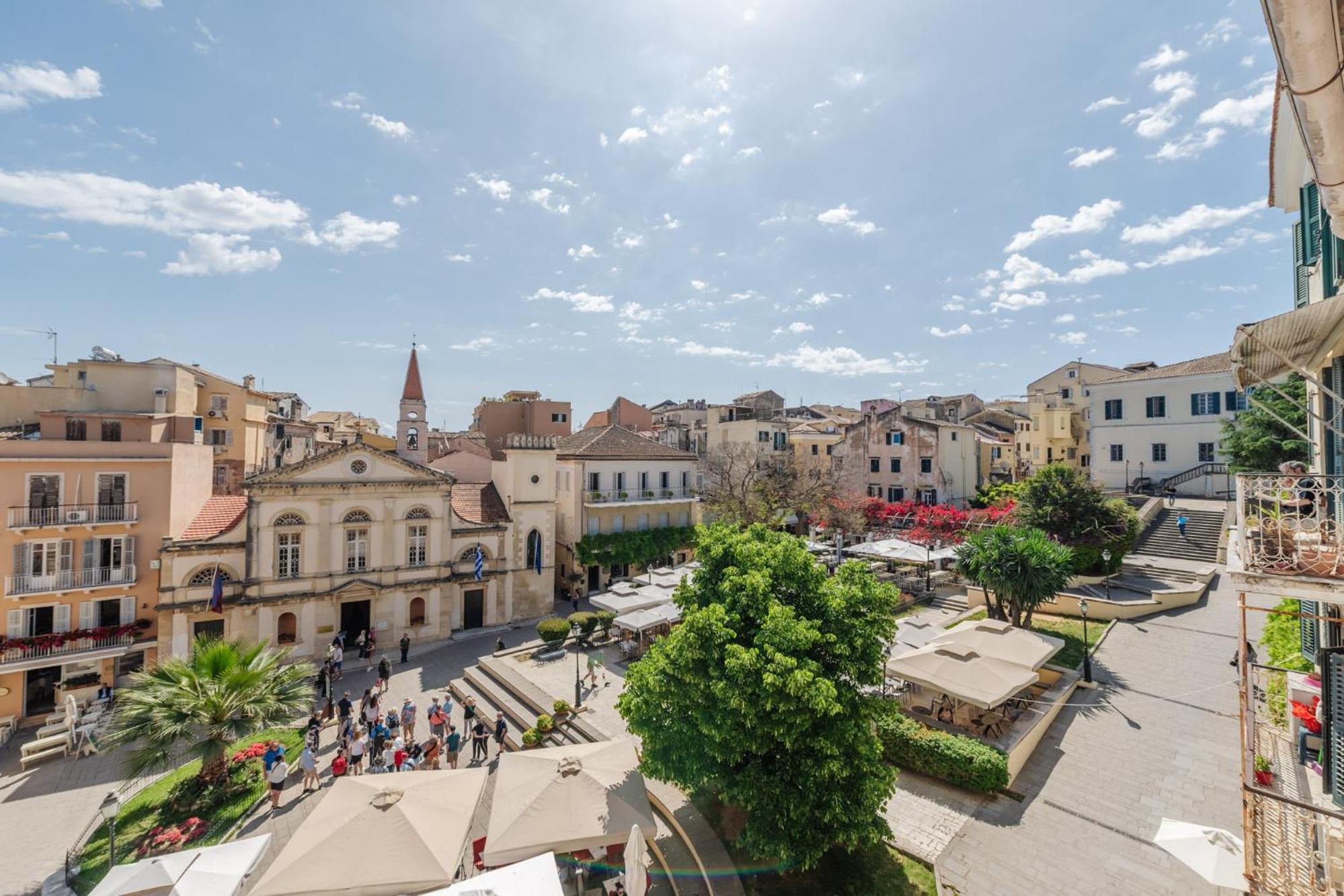 "San Giacomo Square Apt." In The Heart Of Old Town Corfu  Zewnętrze zdjęcie